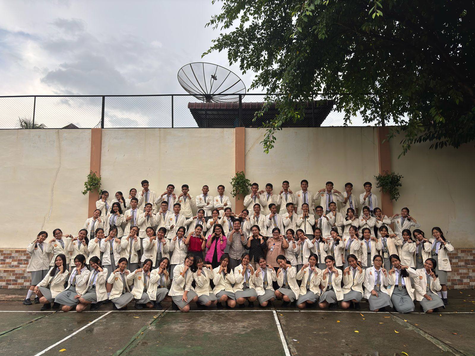 Alumni Mengajar untuk kelas Plus (V-1 dan V-7)
