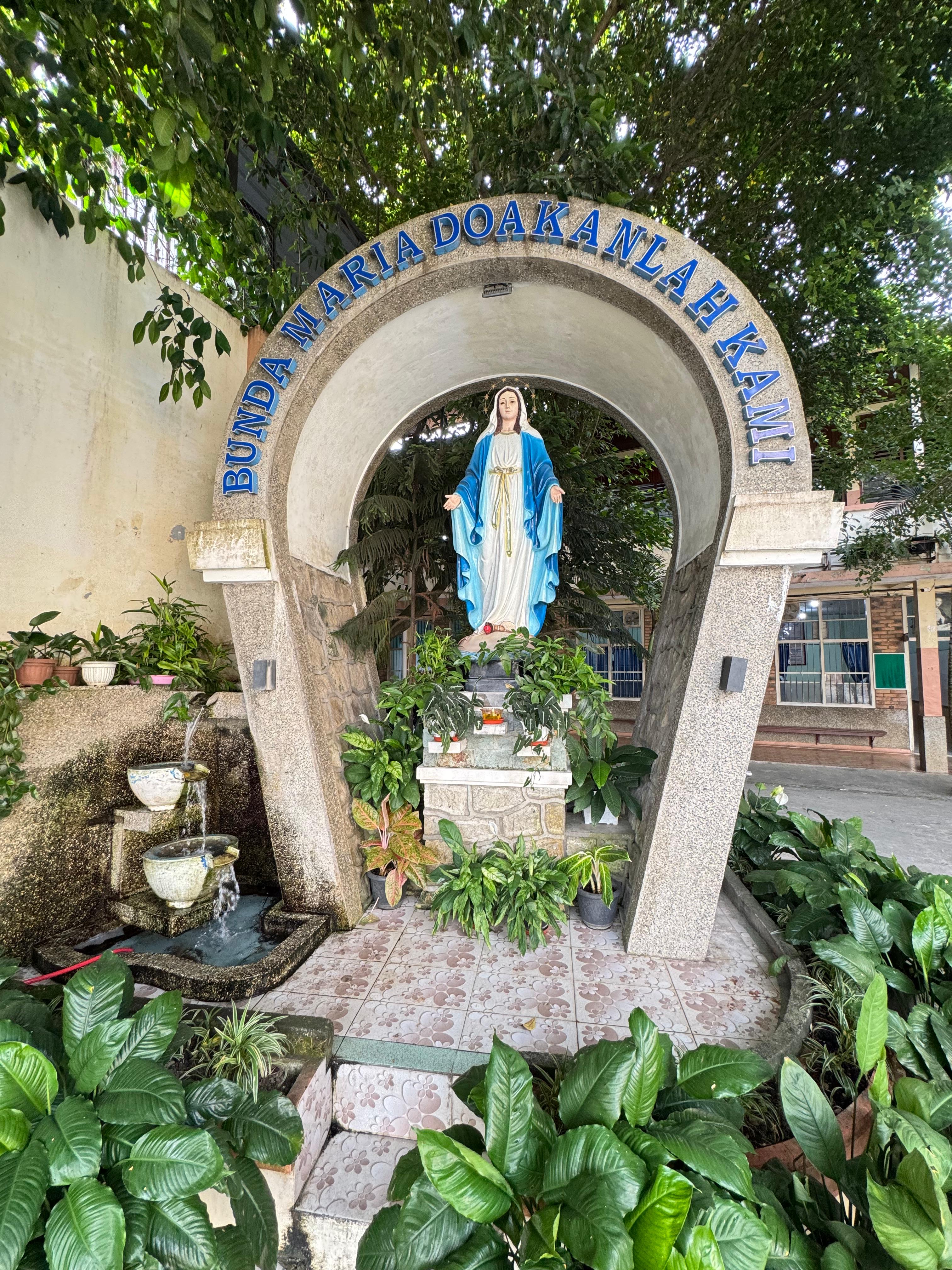 Gua Maria