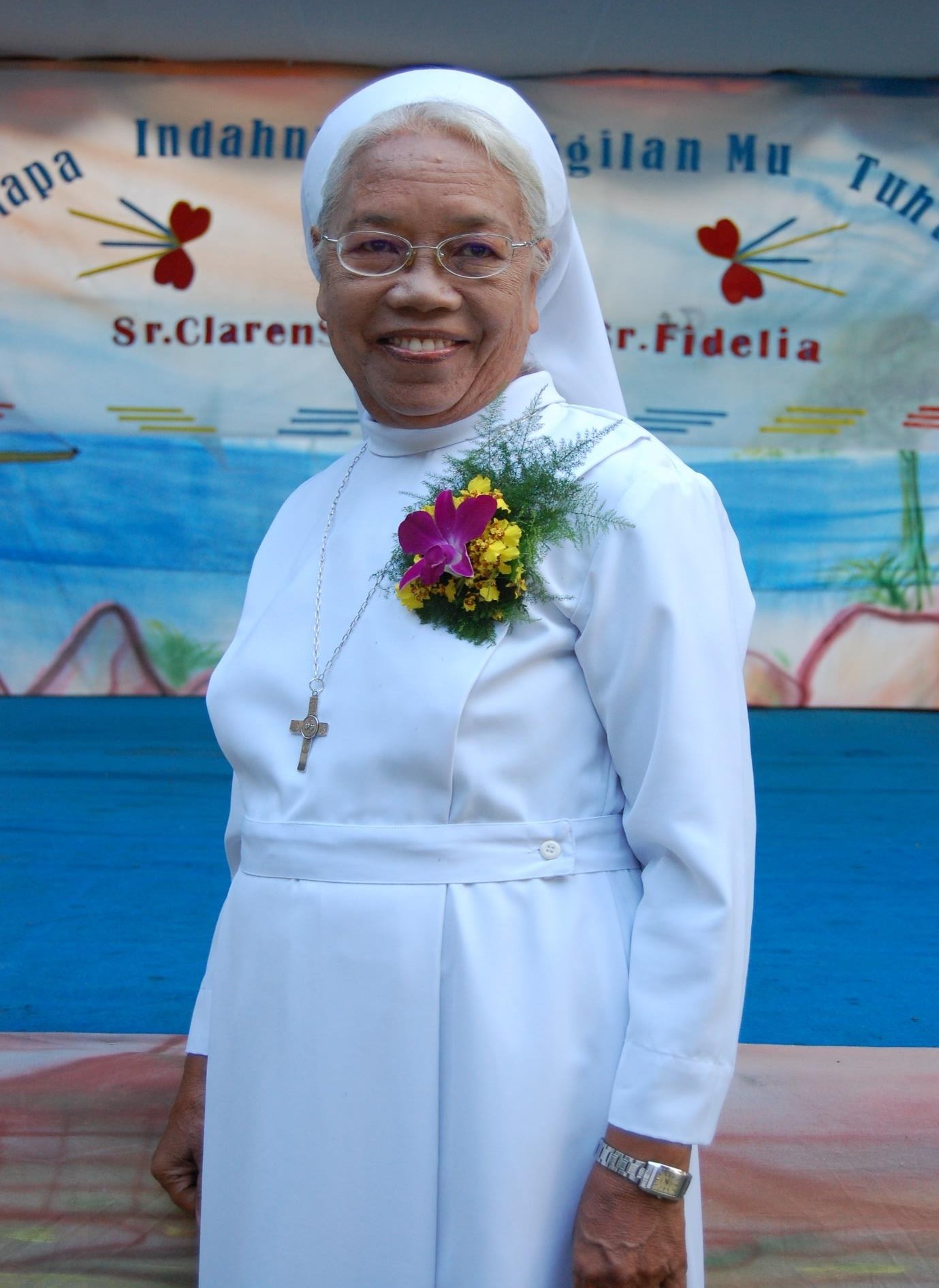 1. Sr Maria Raynelda Sinaga KYM